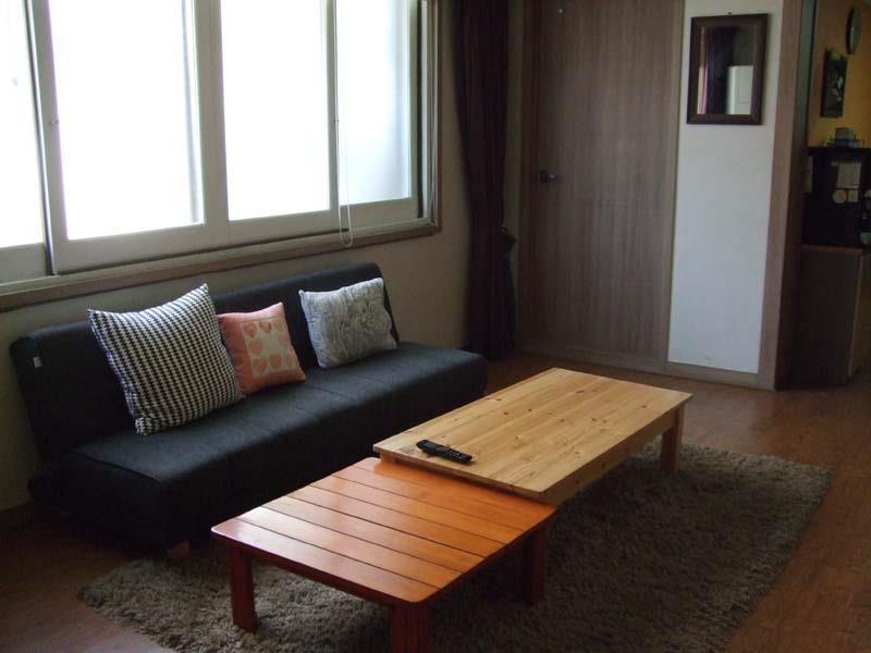 Birdsnest Hostel Hongdae Foreigner Only Сеул Экстерьер фото