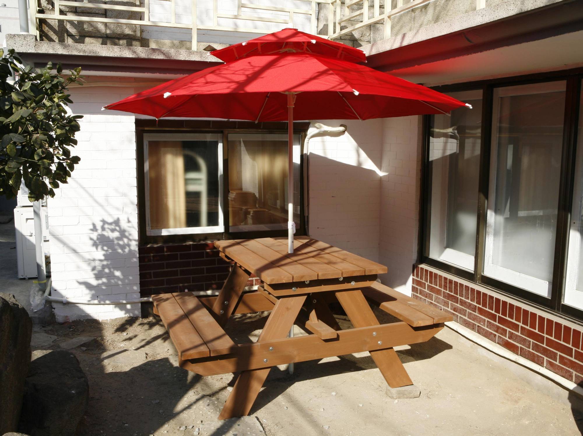 Birdsnest Hostel Hongdae Foreigner Only Сеул Экстерьер фото