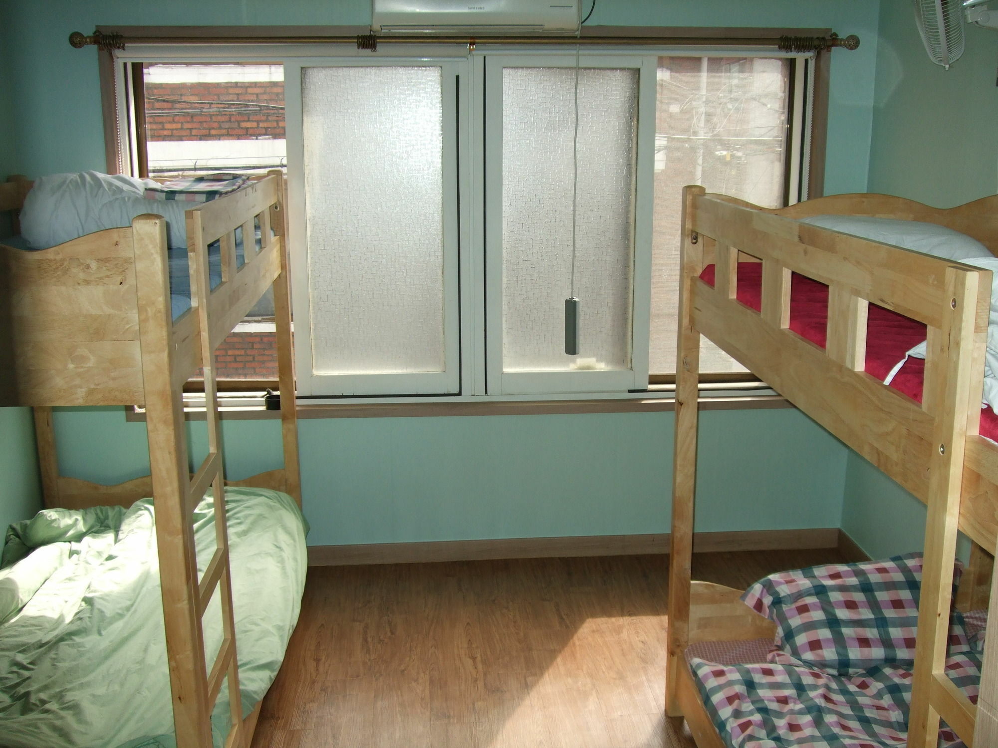 Birdsnest Hostel Hongdae Foreigner Only Сеул Экстерьер фото